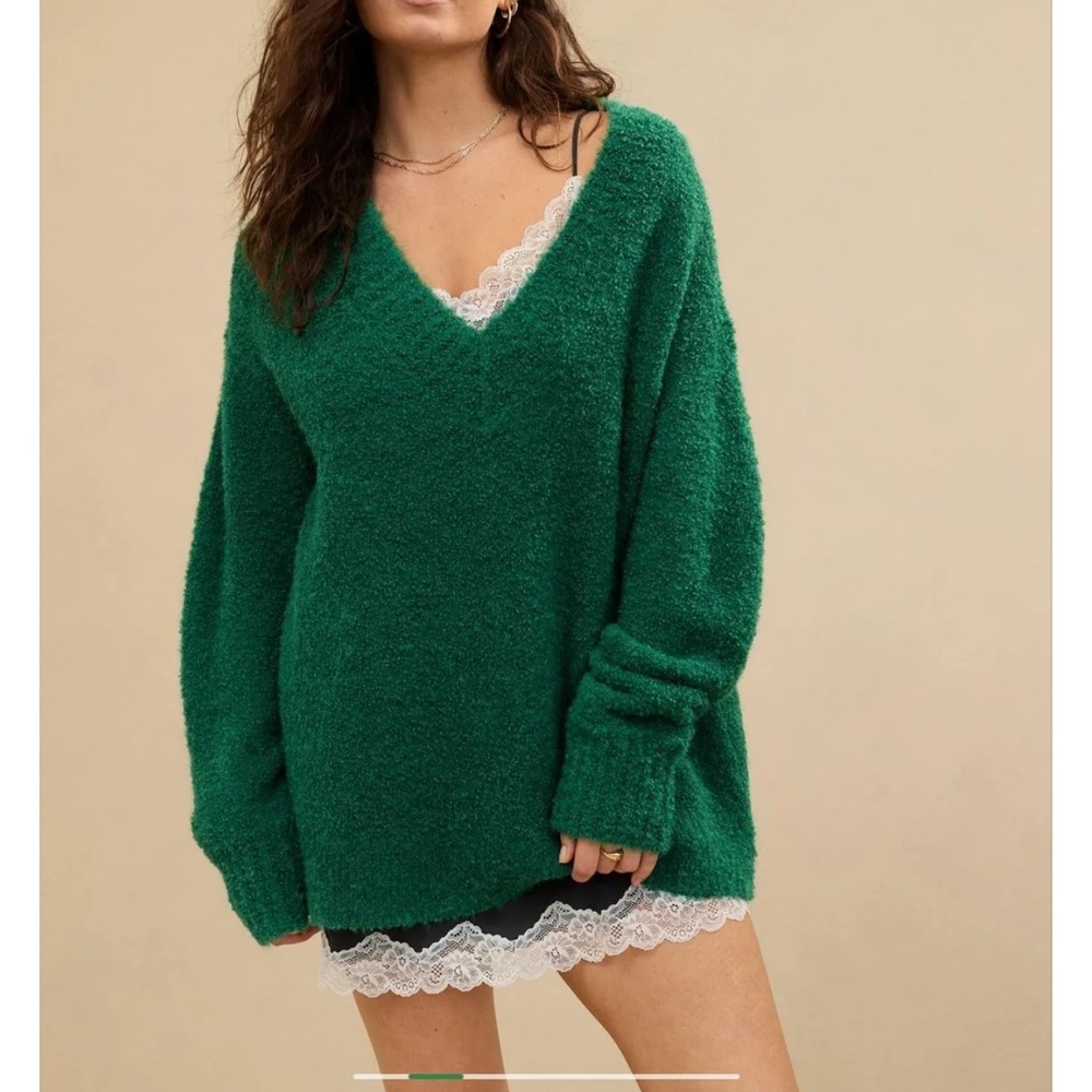 Aerie Emerald Green Crew Neck Sweater